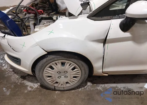 2015 Ford Fiesta S z USA, uszkodzony, nr VIN 3FADP4AJ0FM207642